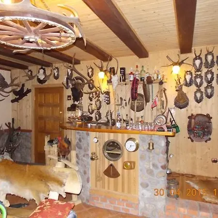Mysliwski Lodge *